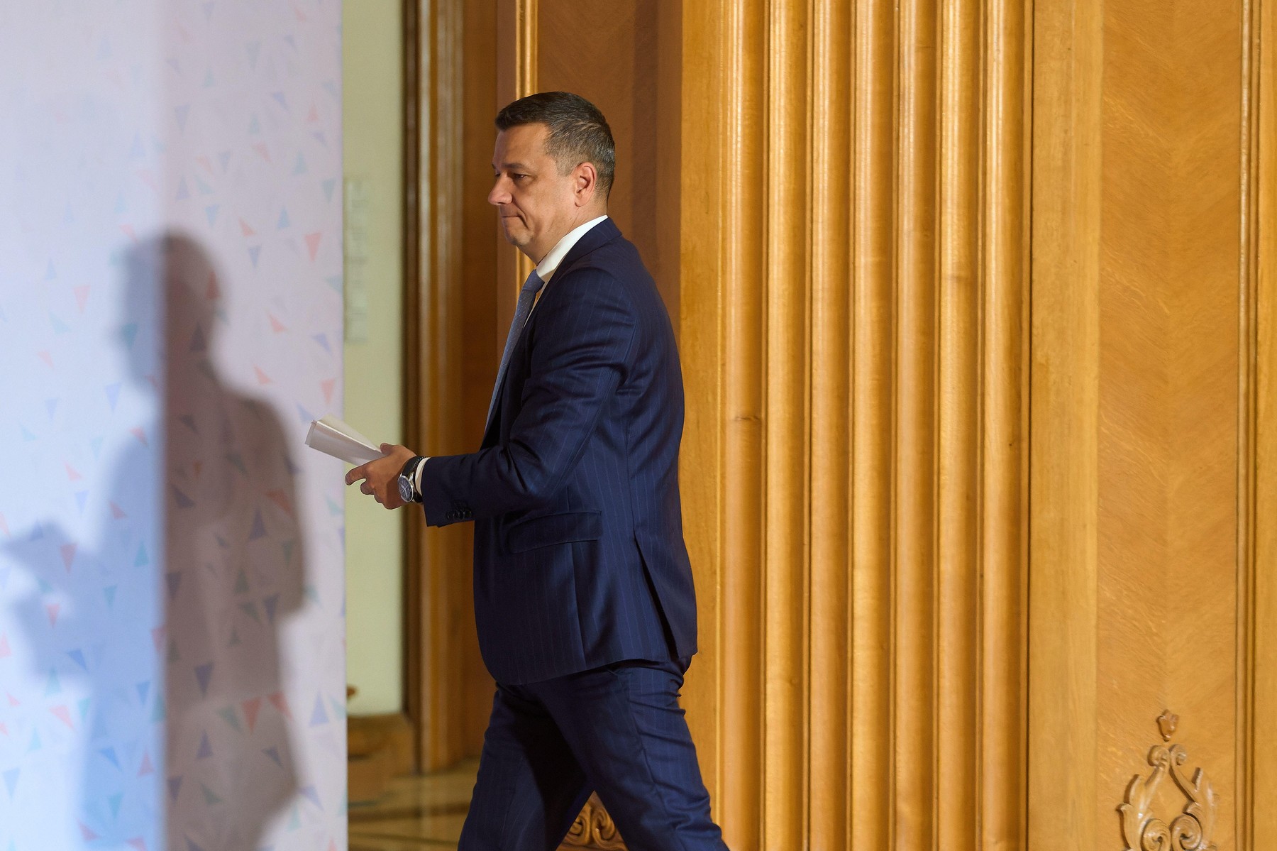 Bucharest, Romania. 1st Sep, 2025: Sorin Grindeanu, interim president of the Social Democratic Party (PSD), speaks to the press after the PSD National Political Bureau, at the Chamber of Deputies. Credit: Lucian Alecu/Alamy Live News