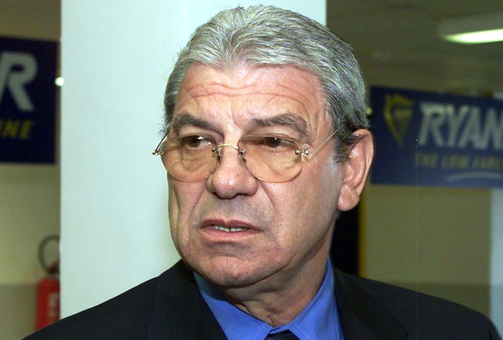 ROMANIAN COACH EMERICH IENEI ARRIVES IN CHARLEROI WITH ROMANIAN SOCCER TEAM.