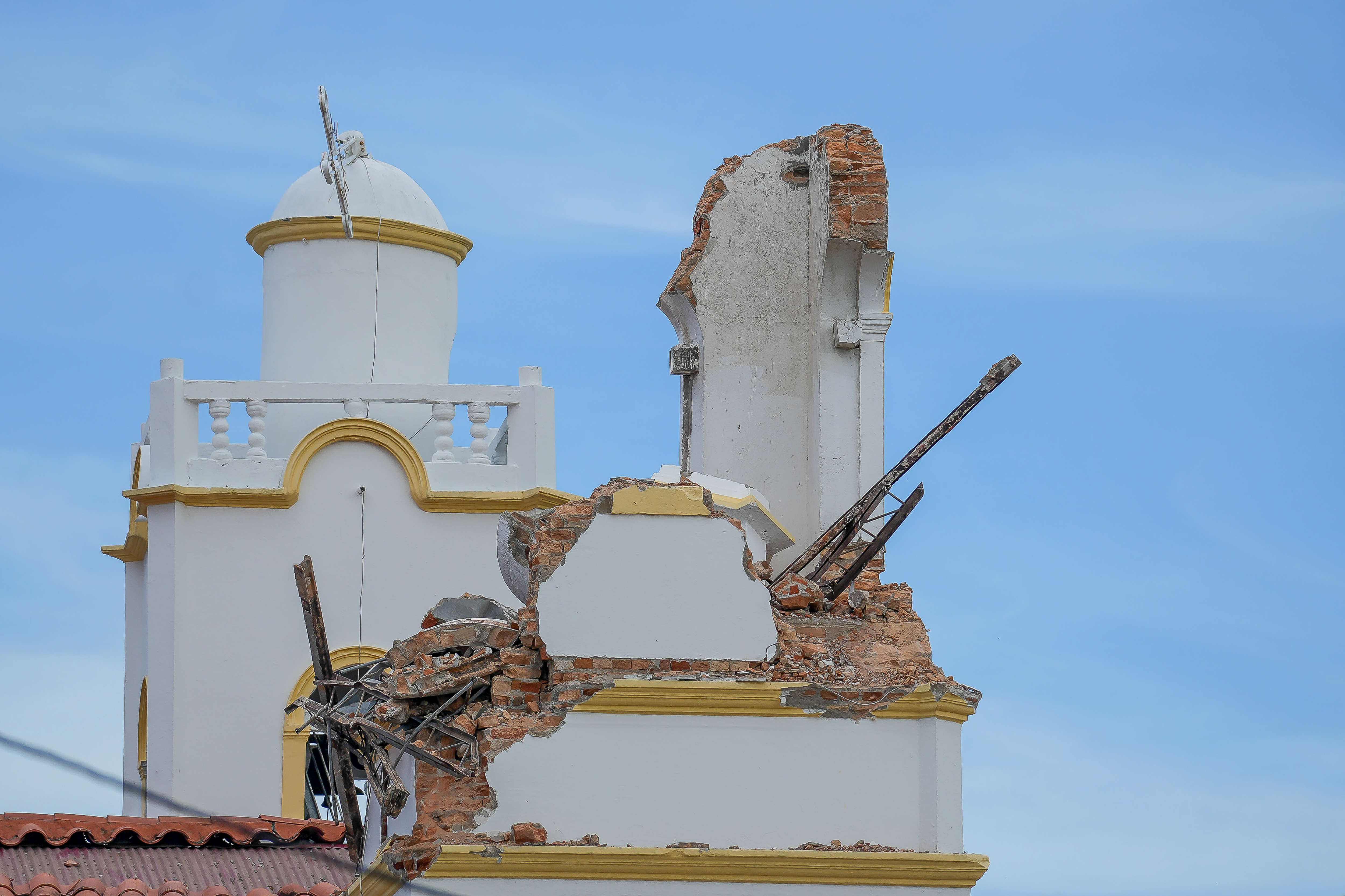 Magnitude 7.7 Earthquake Strikes Panama